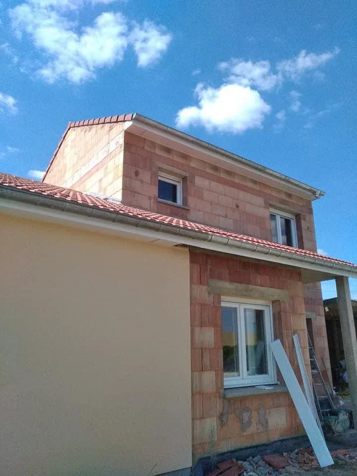 Ravalement façade - Rénovation extérieure Construction Basbunar