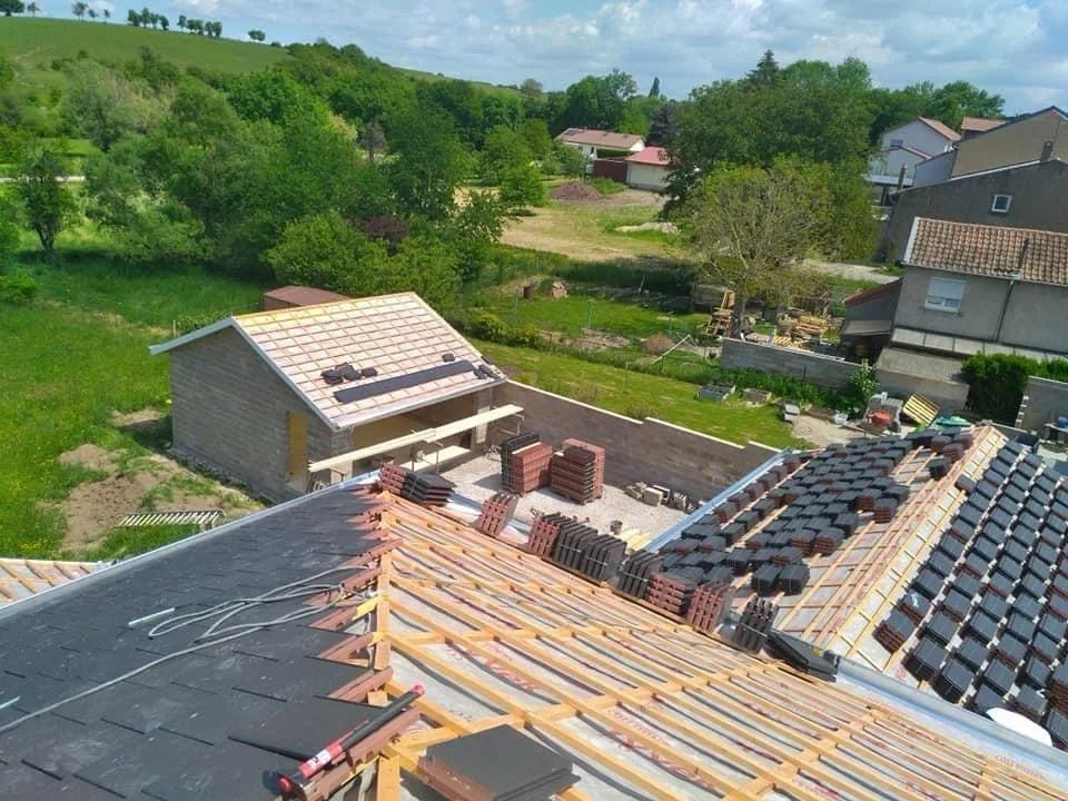 Pose couverture et zinguerie toiture - Maçonnerie Moselle