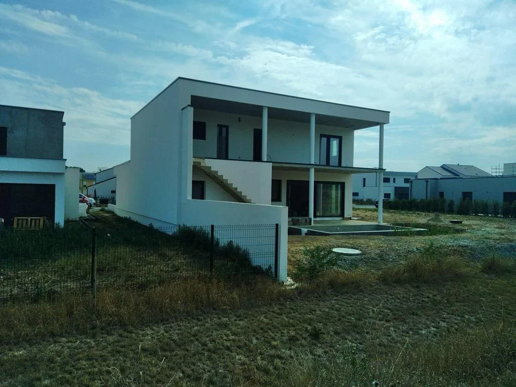 Équipe Construction Basbunar - Maçons professionnels Bouzonville depuis 2003